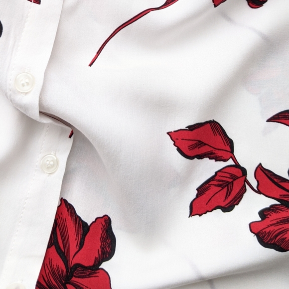 Cotton On Floral Button Up - Picture 10 of 10